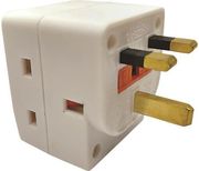 EUROLAMP EUROLAMP ΑΝΤΑΠΤΟΡΑΣ UK 3Θ ΠΡΟΣΤΑΣΙΑ ΕΠΑΦΩΝ 147-10017